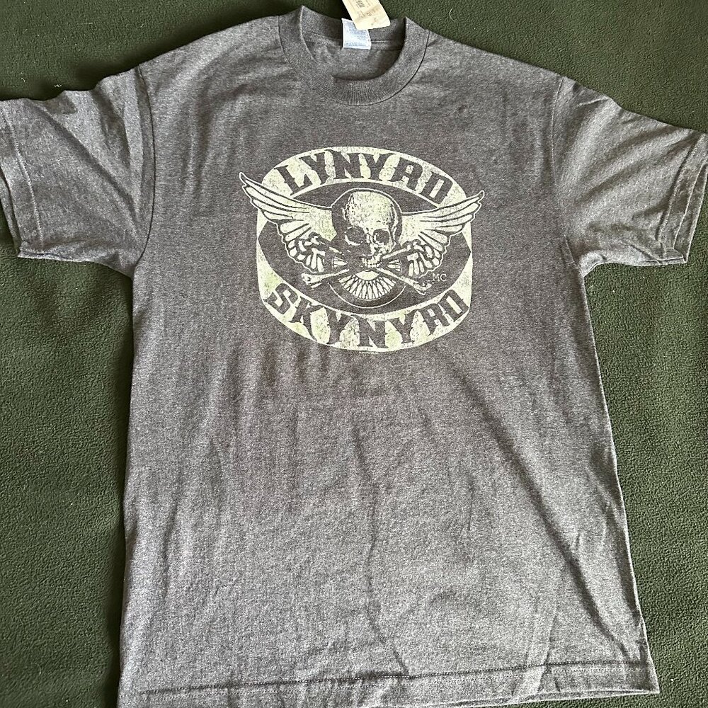 Lynyrd Skynyrd Shirt Rock and Roll Rebels Tour Skeleton Crossbones Motorcycle L